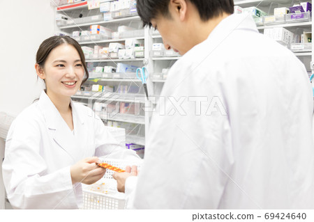 配藥藥房 配藥藥房 69424640