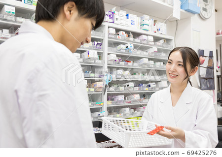 配藥藥房 配藥藥房 69425276