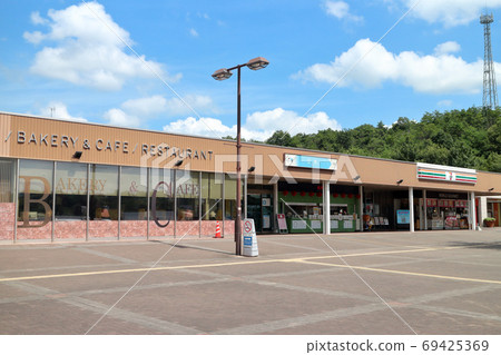 Miki service area (up line) 69425369