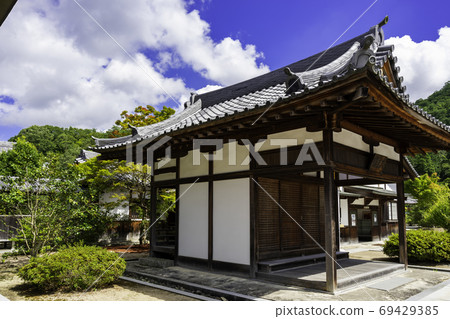 Koshinji Temple, Jinseki District, Hiroshima Prefecture Koshinji Temple, Jinseki District, Hiroshima Prefecture 69429385