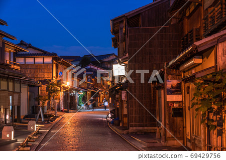 《京都府》年輪花/清水寺入場《夜景》 69429756