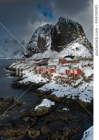 Rorbuer of Hamnoy 69430045