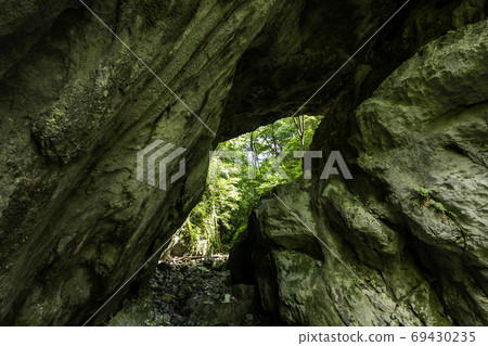 廣島縣莊原市Teishakukyo Oni no Karamon 69430235