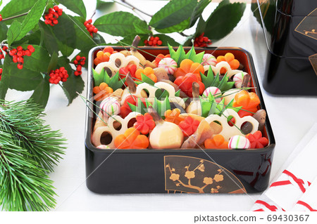 Boiled New Year dishes Boiled New Year dishes 69430367