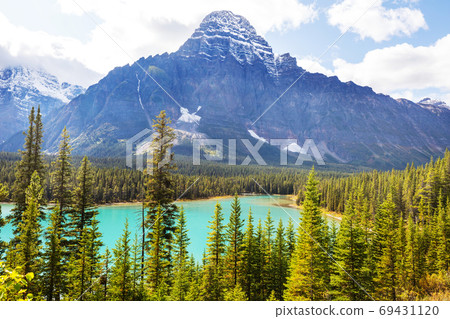 Lake in Canada Lake in Canada 69431120