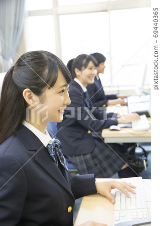 Computer class Computer class 69440365