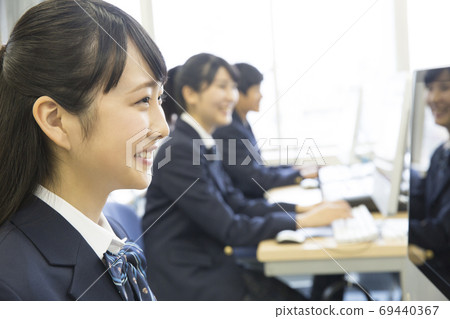 電腦課 69440367