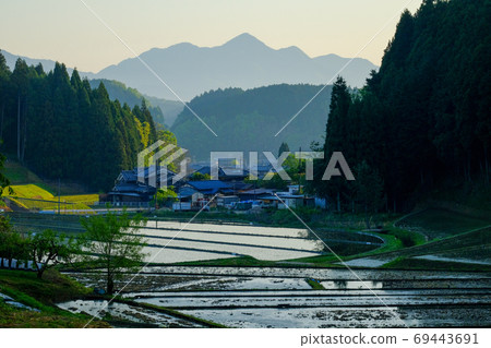 Nukai and Tanada (Uda City, Nara Prefecture) 69443691
