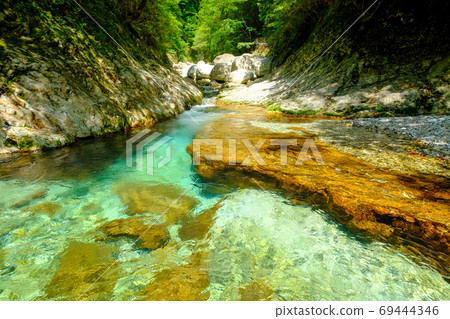 前衛川的夏天(奈良縣吉野縣志北北山村) 前衛川的夏天(奈良縣吉野縣志北北山村) 69444346