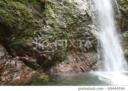 Hossawa Falls, Hinohara Village, Tokyo 69444594
