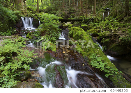 Uruwa Falls (Wakasa Town, Mikatakaminaka District, Fukui Prefecture) 69449203