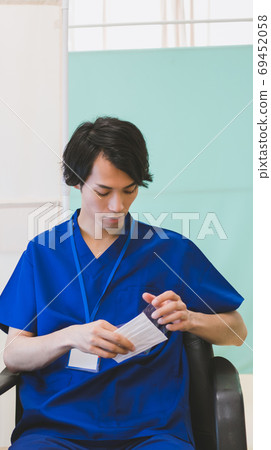 physician, gents, male 69452058