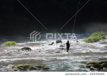 釣魚者 69456094
