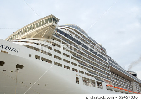 MSC Splendida在酒田港停靠 MSC Splendida在酒田港停靠 69457030