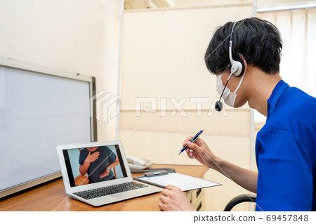 physician, female, lady 69457848