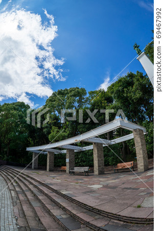 Park and sky 69467992
