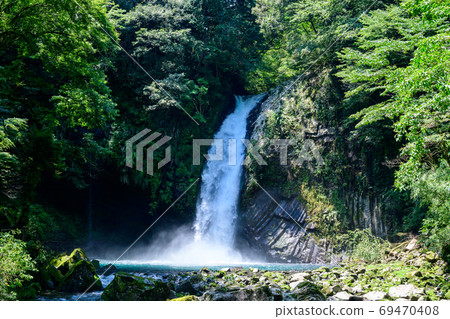 Joren Falls Summer morning Joren Falls Summer morning 69470408