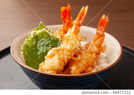 Shrimp bowl 69471132