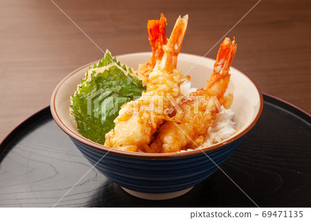 Shrimp bowl 69471135
