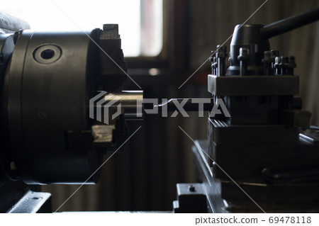 Inner diameter processing with lathe Inner diameter processing with lathe 69478118
