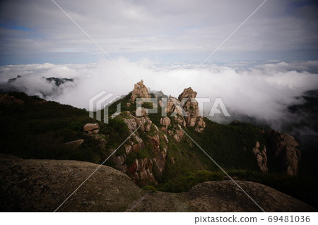 Wolchulsan Dogapsa Temple, Cheonhwangsa-ro, Yeongam-eup, Yeongam-gun, Jeollanam-do, Korea 69481036