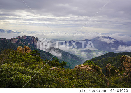 Wolchulsan Dogapsa Temple, Cheonhwangsa-ro, Yeongam-eup, Yeongam-gun, Jeollanam-do, Korea 69481070