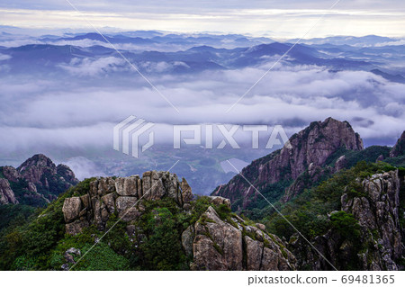 Wolchulsan Dogapsa Temple, Cheonhwangsa-ro, Yeongam-eup, Yeongam-gun, Jeollanam-do, Korea 69481365
