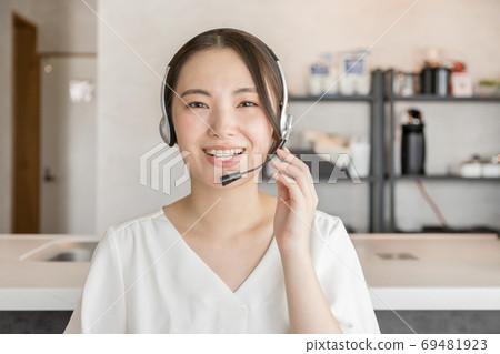 遠程工作（從網絡攝像頭看） 69481923