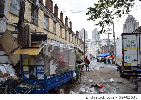 Old Manchu Town / Dalian Old Town (China) 69482635