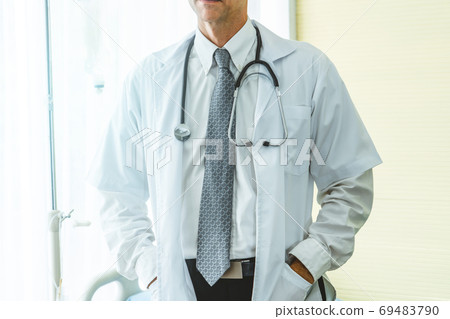 Doctor in professional uniform working at hospital 69483790