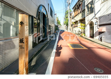 Ushisaka in Nishiazabu, Minato-ku, Tokyo Ushisaka in Nishiazabu, Minato-ku, Tokyo 69485035