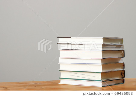 Stacked books Stacked books 69486098