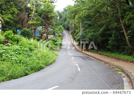 通往崎崎海岸的路 通往崎崎海岸的路 69487673