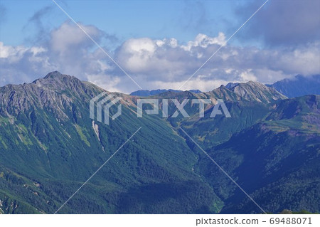 Crystal Mount from Mt. Yashitake and Mt. Crystal Mount from Mt. Yashitake and Mt. 69488071