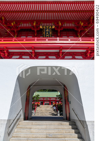 Akama Shrine Akama Shrine 69490422