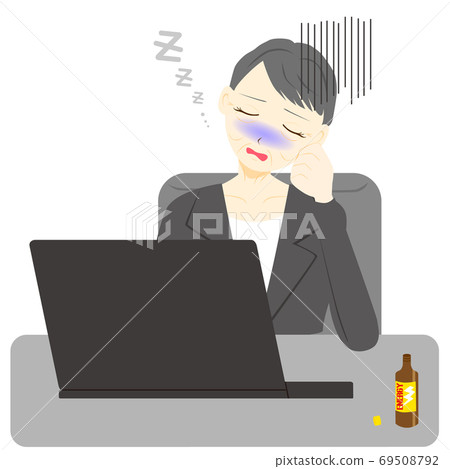 使用計算機時睡覺的中年女僱員 使用計算機時睡覺的中年女僱員 69508792