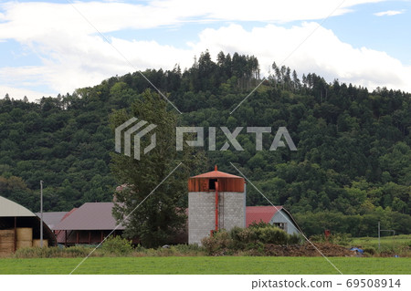 Hokkaido, Okhotsk region, landscape with ranch Hokkaido, Okhotsk region, landscape with ranch 69508914