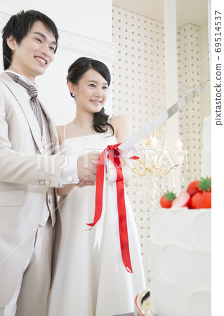 新娘和新郎做蛋糕劍 69514537