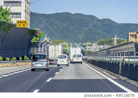Meishin Expressway driving image Meishin Expressway driving image 69518076