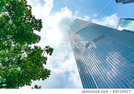 Urban building 69519927