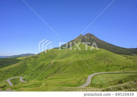 湯布岳和九州過馬路 湯布岳和九州過馬路 69520939