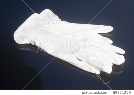 White service gloves White service gloves 69521299