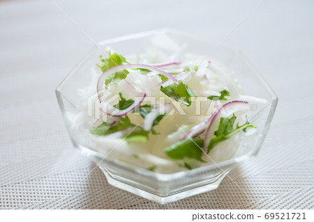 Onion salad I ate at home Onion salad I ate at home 69521721