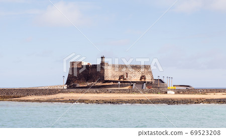 Castillo de San Gabriel. Castillo de San Gabriel is a 16th century fort in the Spanish port city of Arrecife. The fort is on the island of Lanzarote. Castillo de San Gabriel. Castillo de San Gabriel is a 16th century fort in the Spanish port city of Arrecife. The fort is on the island of Lanzarote. 69523208