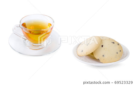 Tea in glass cup and cookie isolated on white background.clippin Tea in glass cup and cookie isolated on white background.clippin 69523329