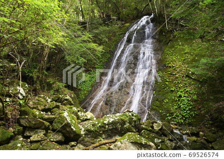 Hachiryu Waterfall (Fukusaki Town, Kanzaki District, Hyogo Prefecture) Hachiryu Waterfall (Fukusaki Town, Kanzaki District, Hyogo Prefecture) 69526574