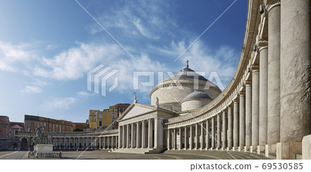 Naples, piazza del Plebiscito. 69530585