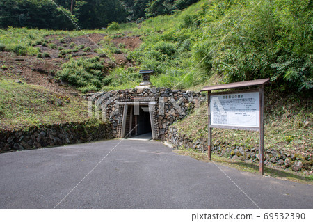 Fukiya, Takahashi City, Okayama Prefecture Sasa-ridge tunnel 69532390