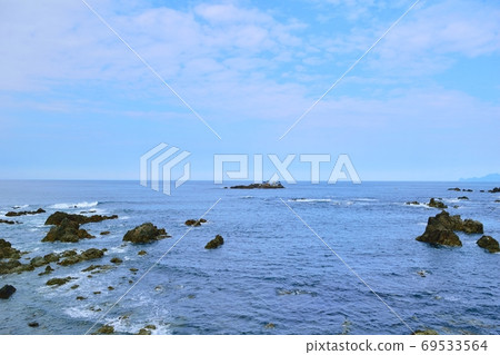 Sea of Japan seen from Kinosaki Marine World Sea of Japan seen from Kinosaki Marine World 69533564