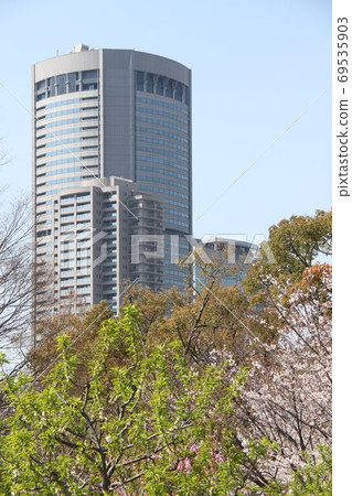 OAP Tower 69535903